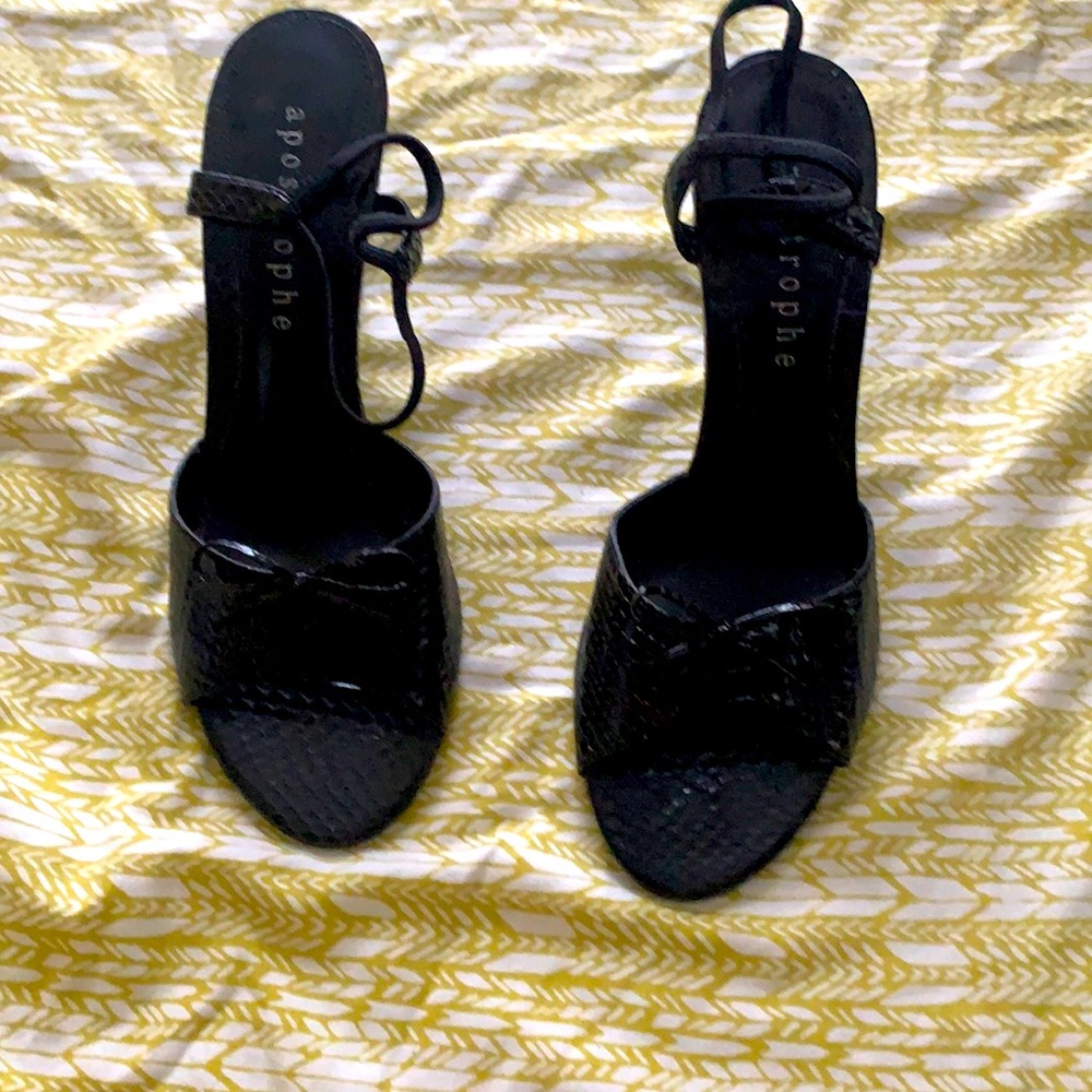 New  ladies Apostrophe black snakeskin heels